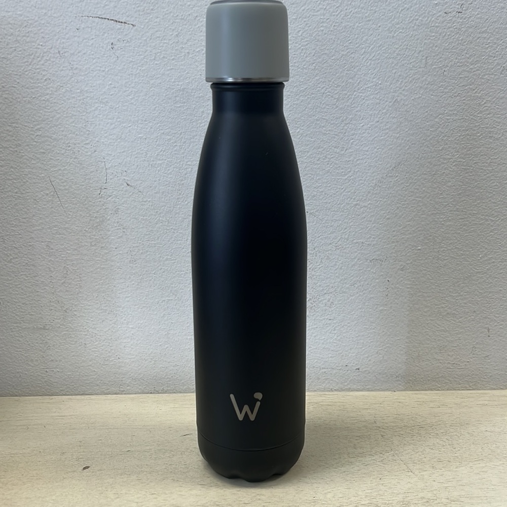 Bluetooth Waterbottle - Picture 10 of 14